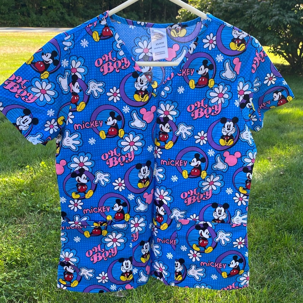 XS Disney Scrub Top